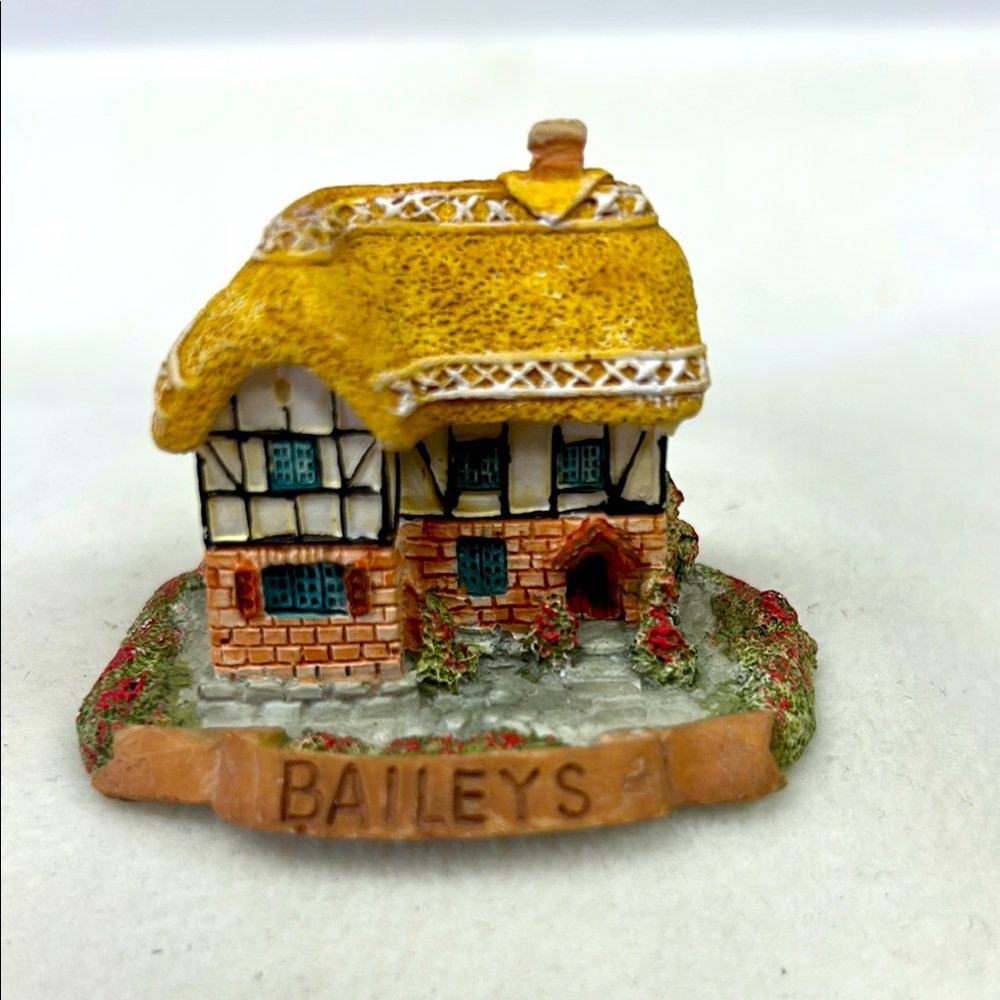 Vintage BAILEYS miniature Irish Cottage
